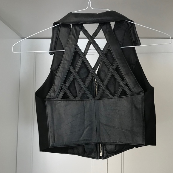 Vintage Genuine Cropped Black Leather Motorcycle Vest Women’s - Picture 2 of 10